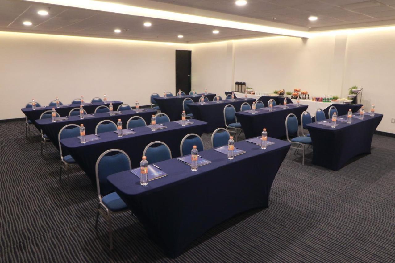 Holiday Inn Express San Luis Potosi By Ihg Exterior foto