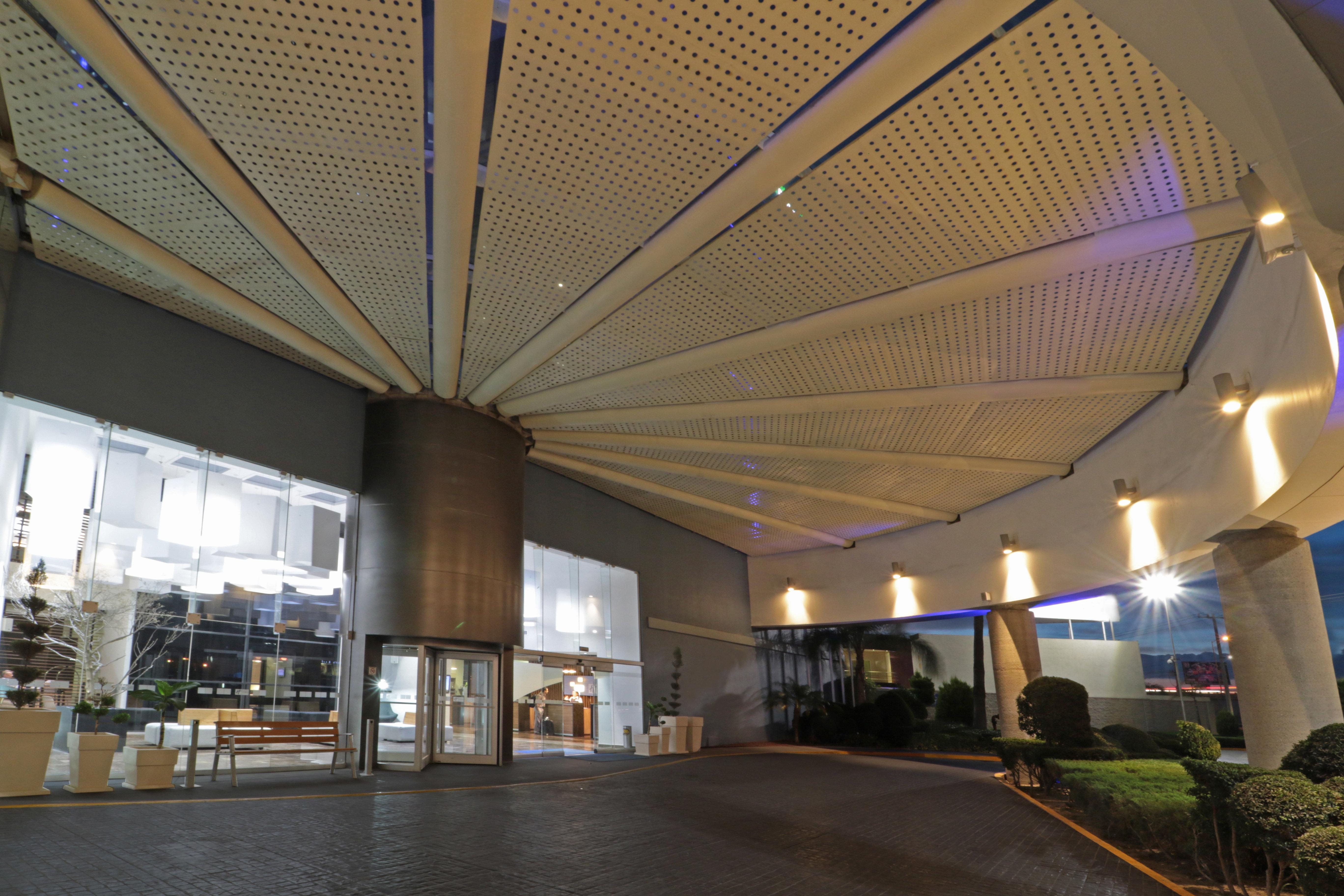 Holiday Inn Express San Luis Potosi By Ihg Exterior foto